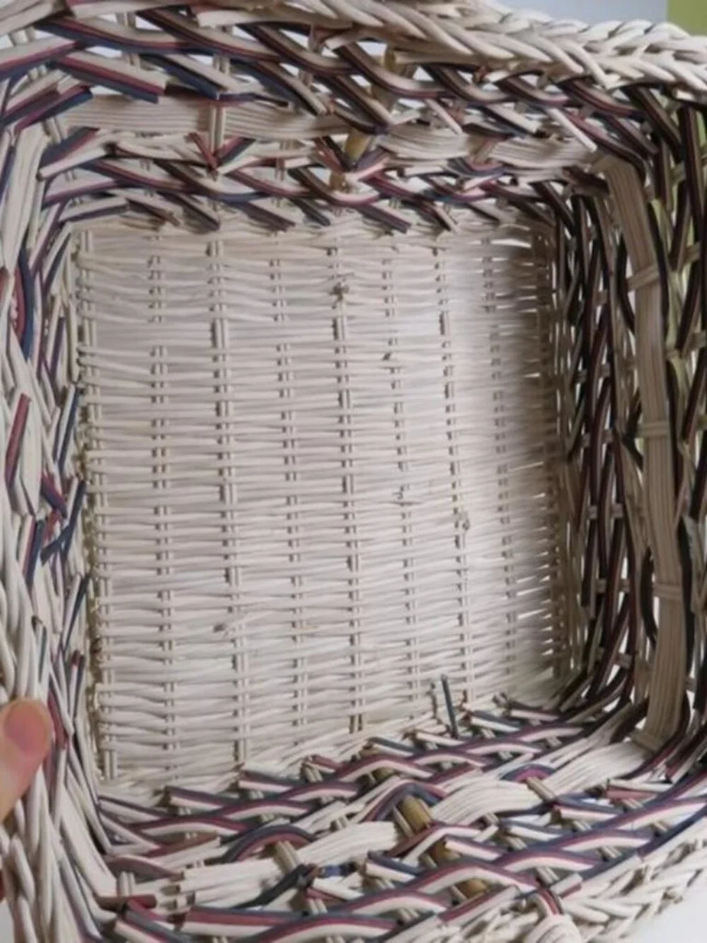 Old World Patriotic Decor Set; Bob’s Boxes Heart, 25yd Vintage Ribbon & Basket